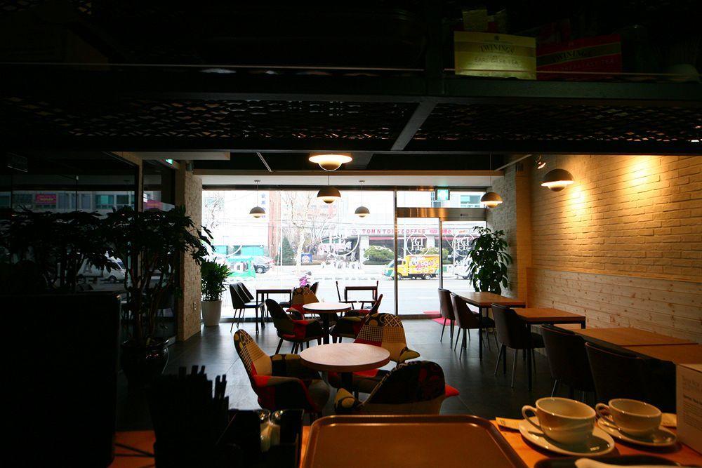 Diva Hotel Seoel Buitenkant foto