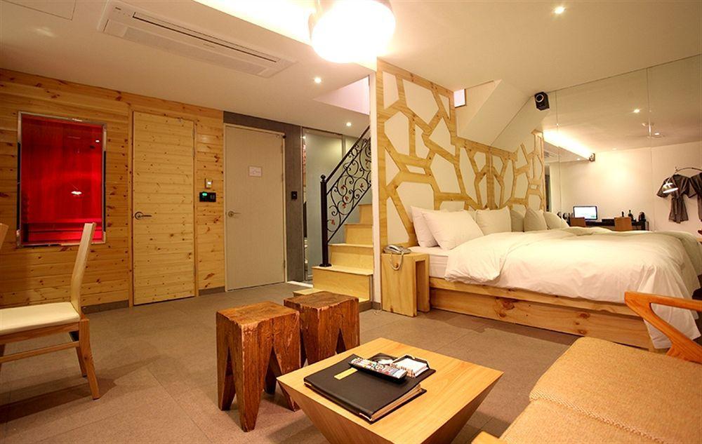 Diva Hotel Seoel Buitenkant foto